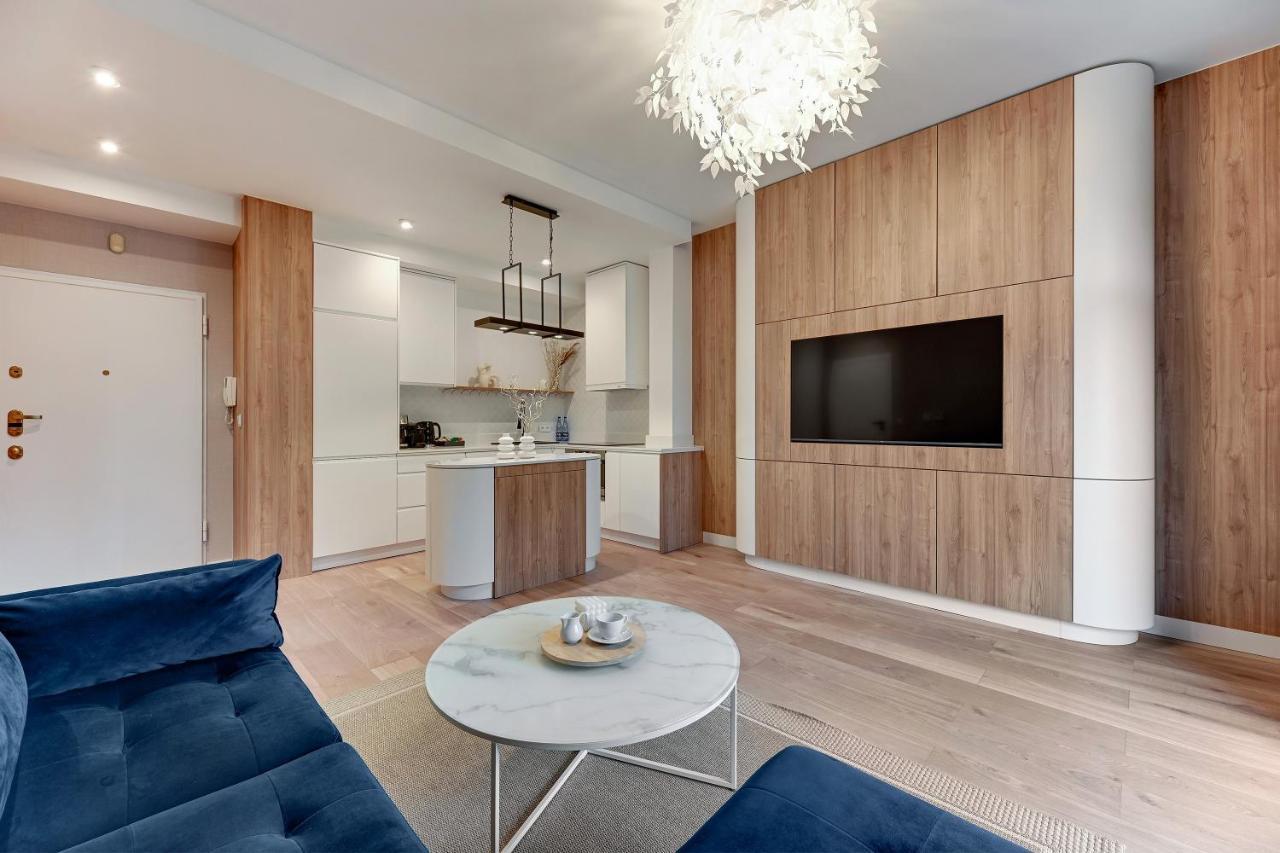 Apartment Przy Plazy Neptun Park By Downtown Danzig