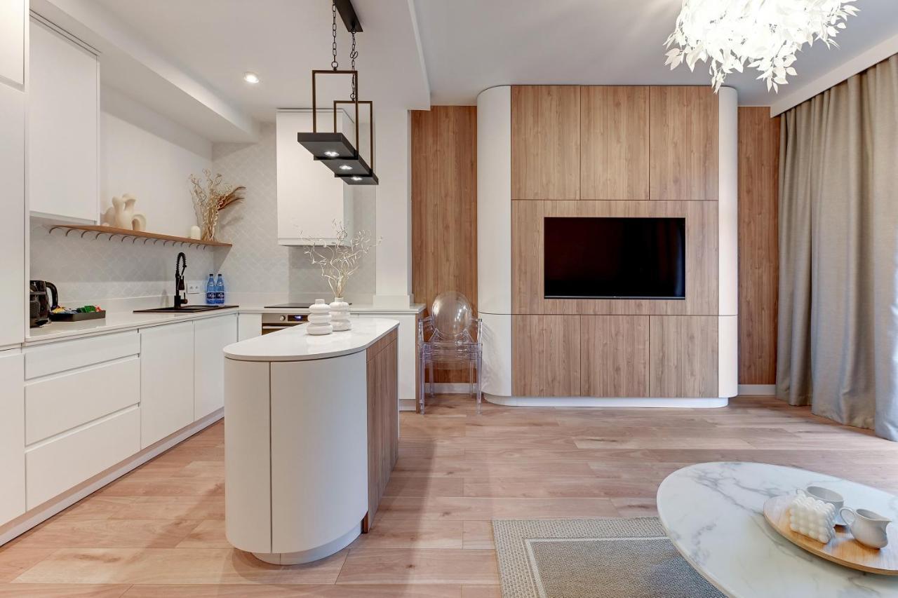 Przy Plazy Neptun Park By Downtown Apartment *